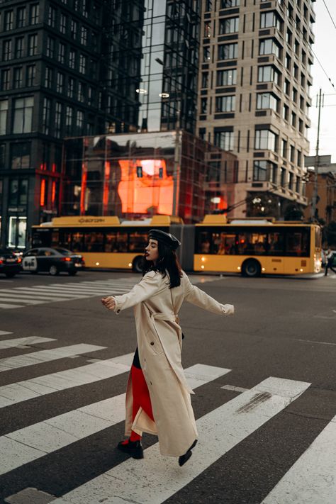 Steps Photoshoot, Philadelphia Photoshoot, Photoshoot City, Zebra Cross, Photoshoot Branding, Zebra Crossing, Branding Ideas, Fall Photoshoot, Autumn 2024