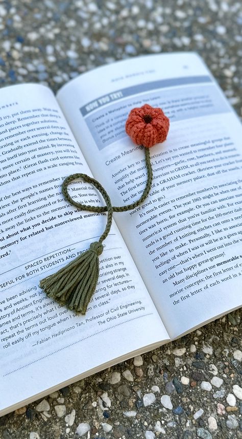 This crochet pumpkin bookmark is such a quick make! A perfect gift to give for a fall birthday, or as a crochet gift to your favorite booklover, this bookmark can easily be made in less than a day. Made with dk weight yarn, this crochet pumpkin bookmark is petite and sits perfectly on the top of most books.
And you can customize the bookmark length to suit your needs! Pumpkin Bookmark, Bookmark Crochet Pattern, Bookmark Crochet, Change Day, Fall Crochet, Small Crochet, Crochet Gift, Crochet Pumpkin, Quick Crochet