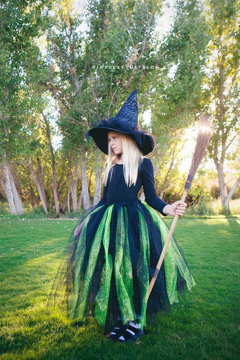 Diy Adult Witch Costume, Kids Witch Costume Diy, Toddler Witch Costume Diy, Tulle Witch Costume, Adult Witch Costumes Diy, Witch Costumes Kids, Halloween Witch Costumes For Women, Spider Witch Costume, Homemade Witch Costume