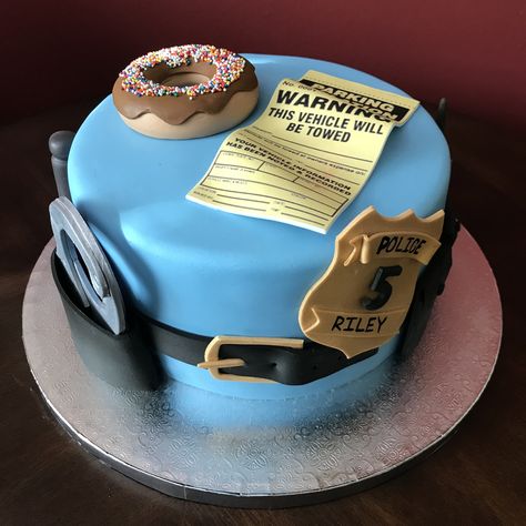 Police Birthday Cake Cop Birthday Cake, Police Cake Ideas Birthday, Police Officer Cake, Police Birthday Cakes, Police Themed Birthday Party, Zootopia Birthday Party, Cop Cake, Zootopia Birthday, Police Cake