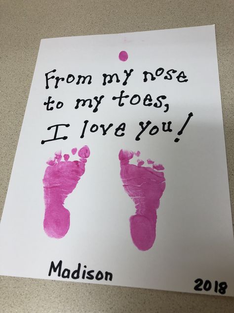 Handprint Craft For Grandparents, Grandparents Day Art For Infants, Baby Grandparents Day Craft, Grandparents Day Footprint Art, Parent Appreciation Crafts, Grandparents Toddler Craft, Family Infant Crafts, Grandparent Art For Toddlers, Grandparents Day Gifts From Baby