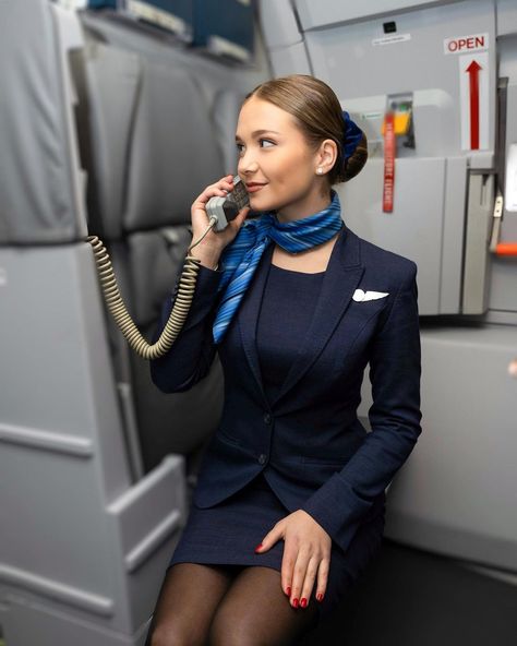 Sandra Dailidko on Instagram: “Happy International Flight Attendant Day!✈️ ⠀⠀⠀⠀⠀⠀⠀⠀⠀⠀ ⠀⠀⠀⠀⠀⠀⠀⠀⠀⠀ ⠀⠀⠀⠀⠀⠀⠀⠀⠀⠀ ⠀⠀⠀⠀⠀⠀⠀⠀⠀⠀ #aviation #avgeek #aviationphotography…” Flying Attendant, Fly Attendant, Stewardess Uniform, Flight Attendant Fashion, Flight Attendant Uniform, Dream Jobs, Flight Attendant Life, Feminine Skirt, Female Pilot