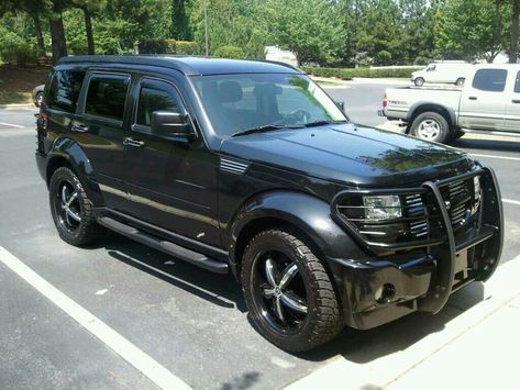 Sleek looking Dodge Nitro. This exterior package rivals the Mercedes Benz G Wagon IMO. Jeep Wk, Dodge Nitro, Porsche Boxster, Car Ideas, Ford Escape, Cars Organization, Camper Trailers, File Cabinet, Roof Rack