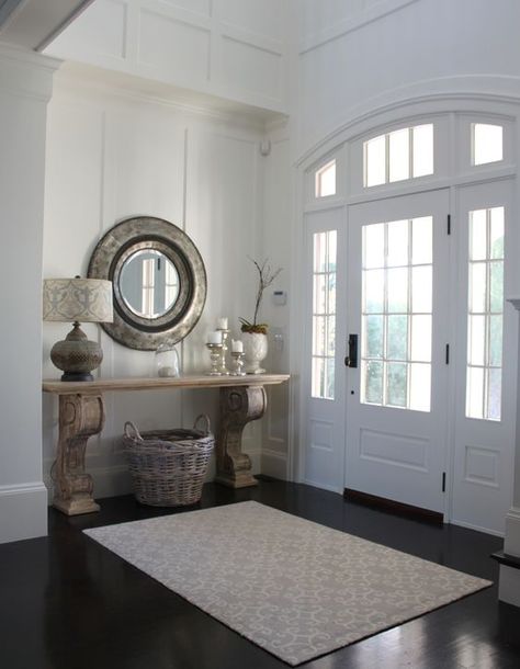 Freshen up your home with these gorgeous entryway ideas! From coastal to farmhouse and modern, these ideas will be sure to inspire you! See more on http://ablissfulnest.com/ #entrywayideas #entryway #entry Foyer Ideas, Victoria House, Rustic Entryway, Farmhouse Entryway, Foyer Entryway, Dark Floors, Foyer Decorating, Entrance Foyer, Entry Hall