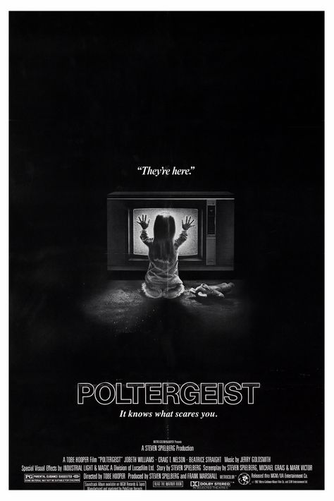 Poltergeist Poltergeist Poster, Poltergeist 1982, Jobeth Williams, Horror Film Posters, Heather O'rourke, Movie Poster Design, 80s Horror, Best Horror Movies, Vintage Movie Posters