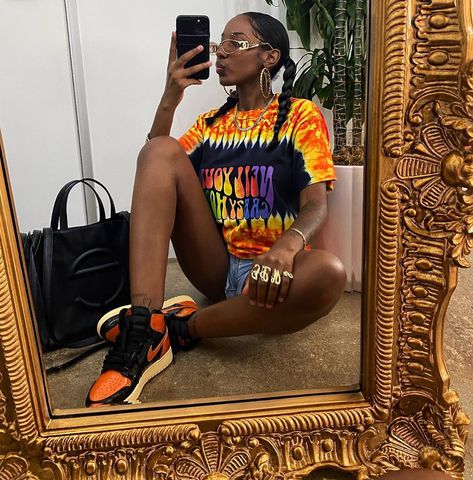 Shatter Backboard 1s Outfit, Shattered Backboard, Streetwear Girl, Afro Style, Cute White Guys, Dope Fashion, Dope Outfits, Cute Fits, Baddie Outfits