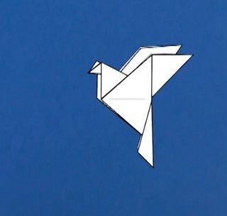 Origami Flapping Bird, Origami Dove, Flower Wall Hanging Decor, Flapping Bird, Room Hanging Decor, Diy Paper Wall Hanging, Origami Yoda, Origami Star Box, Wall Hanging Ideas