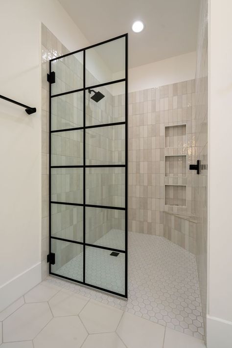 Bathroom Ideas Cream, Cream And Black Bathroom, Bathroom With Black Fixtures, Cream Bathroom Tiles, Black And Cream Bathroom, Bathroom Cream, Glass Door Shower, Black Shower Fixtures, Cream Tiles