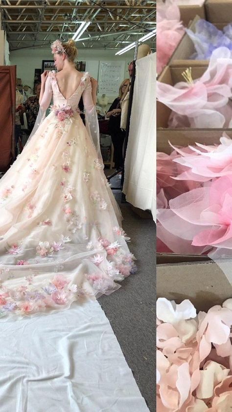 Aurora Wedding Dress, Aurora Wedding, Mini Dress Outfit, Floral Wedding Dress, Dream Wedding Ideas Dresses, Elle Fanning, Princess Wedding, White Dresses, Glam Dresses