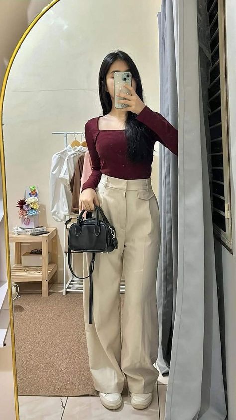 Outfit Formal Juvenil, Uni Outfits Summer, Hijab Fashionista, Casual College Outfits, Fashion Top Outfits, Everyday Fashion Outfits, Casual Day Outfits, Quick Outfits, Elegante Casual