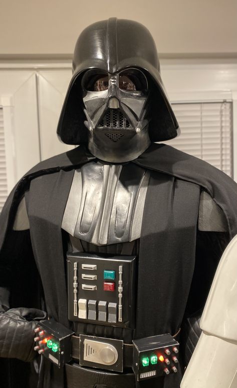 Homemade Darth Vader Costume, Darth Vader Mask Diy, Hot Darth Vader Costume, Darth Vader Cosplay, Darth Vader Cape, Star Wars Christmas Tree, Admiral Ackbar, Star Wars Trilogy, Star Wars Christmas