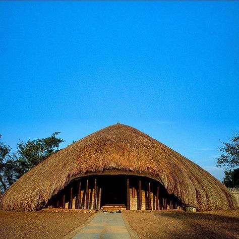 An important monument the Kasubi Shrine holds the royal tombs of Buganda. #Buganda #Kasubi @AfricanCeremonies. . . . . . . #africa #lovesafrica #thisisafrica #travel #visitafrica #tradition #tribal  #african_portraits #ig_africa #checkoutafrica  #africanculture Visit Africa, Flower Landscape, African Masks, African Culture, Urban Planning, African Art, Monument, House Styles, Lifestyle