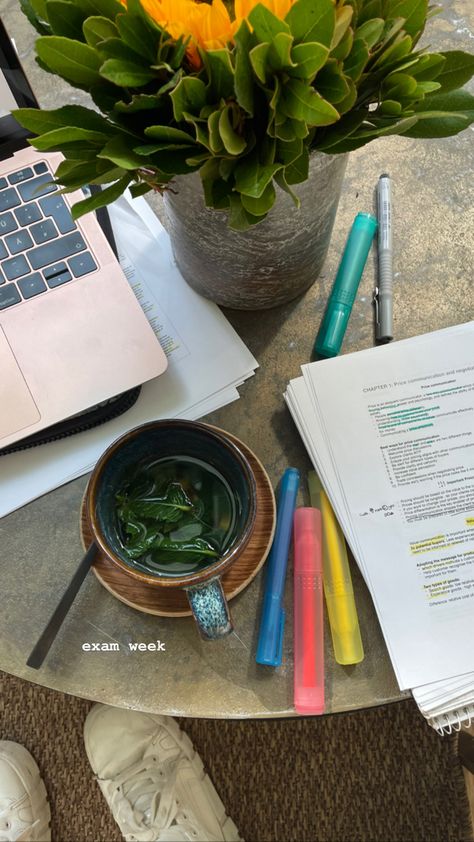 instagram story ideas, studying, university, fresh ginger mint tea, balance deli Post Exam Instagram Story, University Story Ideas, Exam Instagram Story, Instagram Story Ideas Study, Study Instagram Story Ideas, University Story Instagram, Uni Instagram Story, University Instagram Stories, Study Story Instagram