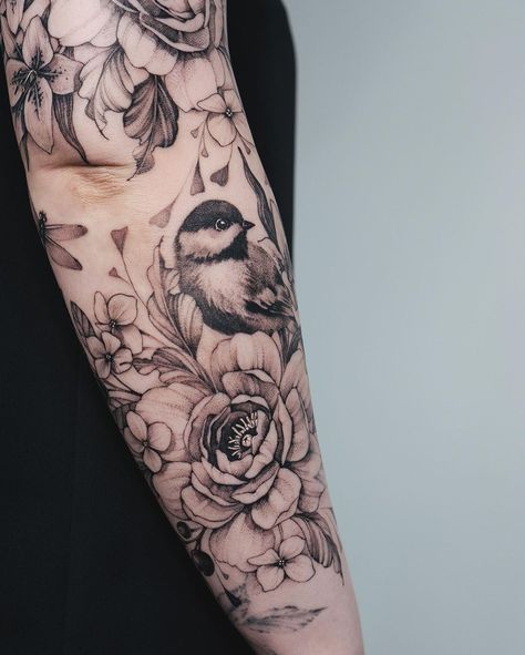 Diana Severinenko, Bird And Flower Tattoo, Bird Tattoo Sleeves, Bird Tattoos Arm, Men Flower Tattoo, Tiny Tats, Inner Forearm Tattoo, Lavender Tattoo, Bird Tattoos