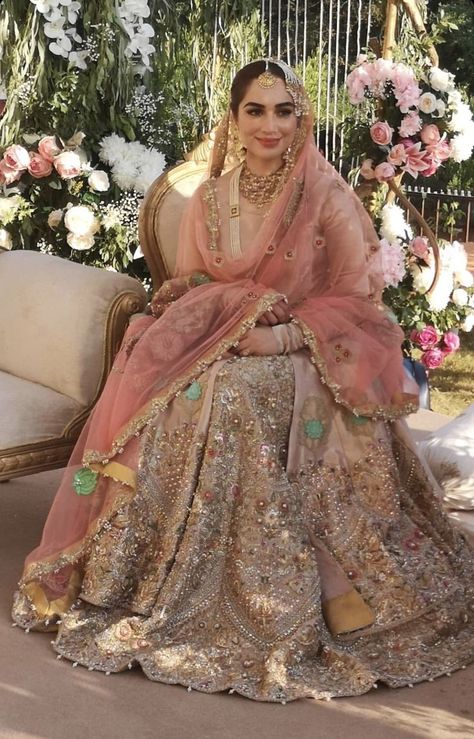 Pink Barat Dress, Pink Shaadi Dress, Pink Desi Wedding, Desi Nikkah, Pink Bridal Lehenga, Ali Xeeshan, Nikah Outfit, Long Engagement, Nikah Dress