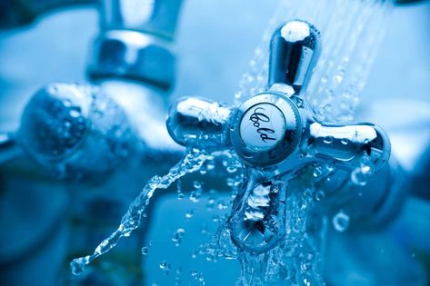 6 cold shower benefits to consider | UCLA Health Taking Cold Showers, Wim Hof, Water Heater Repair, Plumbing Problems, Wellness Trends, Cold Shower, Cleveland Clinic, Cold Therapy, Sore Muscles