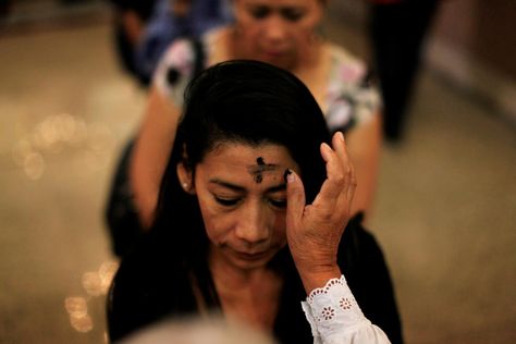 Ash Wednesday 2021 Meaning: Why Do People Have A Cross On Their Forehead? Ash Wednesday Aesthetic, Priest Oc, Genesis 3 19, Start Of Lent, Lent Season, Beginning Of Lent, Liturgical Calendar, Christ Painting, Christian Calendar