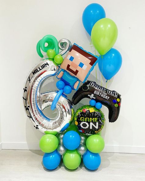 Party Planner Business, Minecraft Balloons, Minecraft Birthday Decorations, Minecraft Party Decorations, Diy Birthday Banner, Its A Boy Balloons, Minecraft Birthday Party, Minecraft Cake, Birthday Balloon Decorations