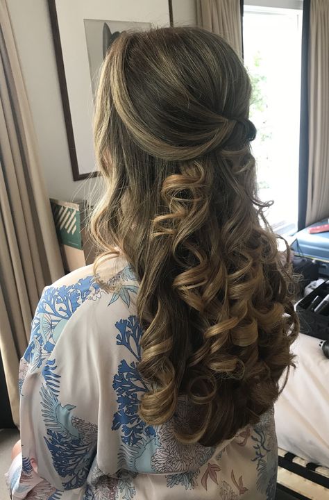 #halfuphalfdown #hairstyles #bridalhair #weddinghairstyles Sister Of The Groom Hairstyles, Unique Hair Cuts, Groom's Sister, 16 Hairstyles, Long Hair Styling, Sweet 16 Hairstyles, Hair References, Sister Of The Groom, Pageant Hair