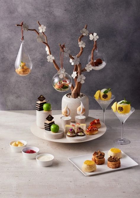 High Tea Hop: Afternoon Tea Sets to Try This November 2021 Desserts For Chinese New Year, Themed Afternoon Tea, Festive Afternoon Tea, Afternoon Tea Set Up, High Tea Ideas, Winter Afternoon Tea, Christmas High Tea, Tea Presentation, High Tea Menu