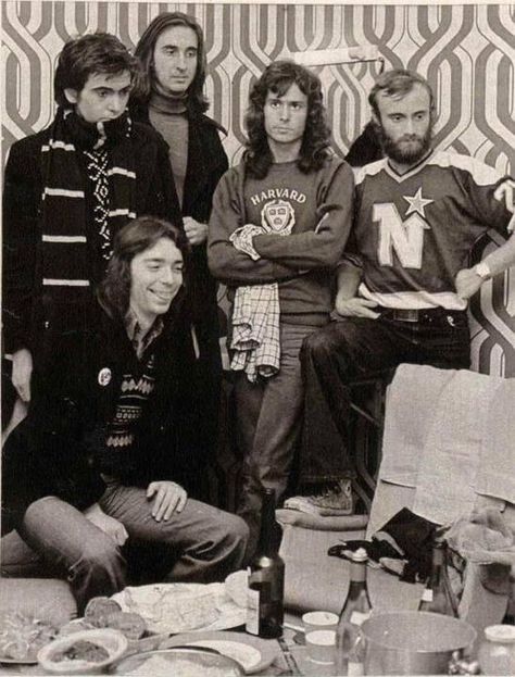 Genesis 1975 Genesis Band, Steve Hackett, Mike Rutherford, The Ed Sullivan Show, Peter Gabriel, Pop Rock Bands, Phil Collins, Progressive Rock, Music Legends