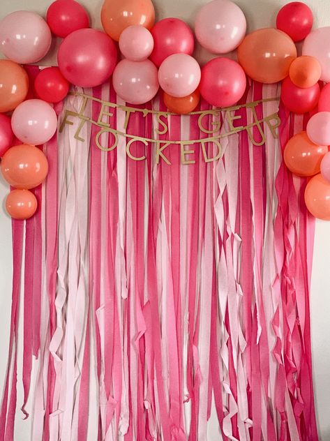 DIY Streamer and Balloon photo backdrop. Let’s get Flocked up. Backdrop for Bachlorette. Flamingo party. Do it yourself. Pink streamer photo wall. Hens Photo Backdrop, Streamers And Balloons Backdrop, Flamingo Photo Backdrop, Streamer Party Ideas, Streamers Photo Backdrop, Soft Pink Decorations Party, Lets Get Flocked Up Party, Flamingo Backdrop Ideas, Diy Pink Photo Backdrop