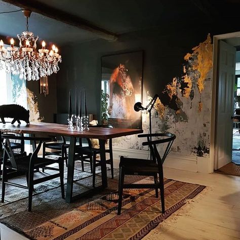 Most liked post for #myhousethismonth Have a great day 🖤...#diningroom #bohemianhome #monochromedecor #vogueliving #interiordesign #interieurs #myhomevibe #nestandthrive #interiors #elledecor #worldofinteriors #monochromehome #stylishliving #mycovetedhome #theeverygirlathome #interiorinspo #designinspiration #interior123 #interiorstylist #interiormilk #eclecticinterior #lovemyhome Gold Dining Room, Dark Dining Room, Kitchen Grey, Walls Decor, Dark Grey Walls, Dark Living Rooms, Black Dining Room, Beautiful Rooms, Luxury Dining Room