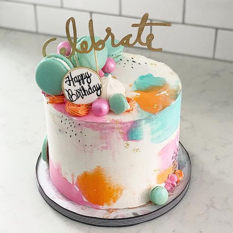 Paint Smear Cake, Fun Colorful Cakes, Vibrant Cakes Bright Colors, Bright Buttercream Cake, Colorful Birthday Cake For Women, Simple Colorful Birthday Cake, Cute Buttercream Cakes, Pastel Watercolor Cake, Simple Celebration Cake