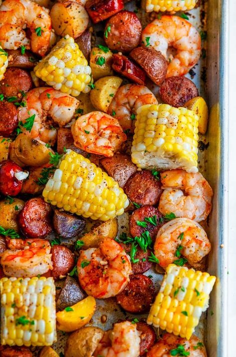 Sheet Pan Shrimp Boil, Pan Shrimp Boil, Sheet Pan Shrimp, Pan Shrimp, Seafood Boil Recipes, Juicy Shrimp, Boiled Food, Sheet Pan Dinners Recipes, Berbuka Puasa