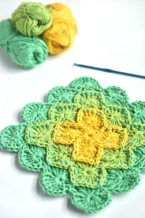 Bavarian Crochet Patterns, Bavarian Crochet, Crochet Waffle Stitch, Crochet Motif Patterns, Crochet Blocks, Crochet Quilt, Granny Square Crochet Pattern, Crochet Stitches Tutorial, Crochet Stitches Patterns