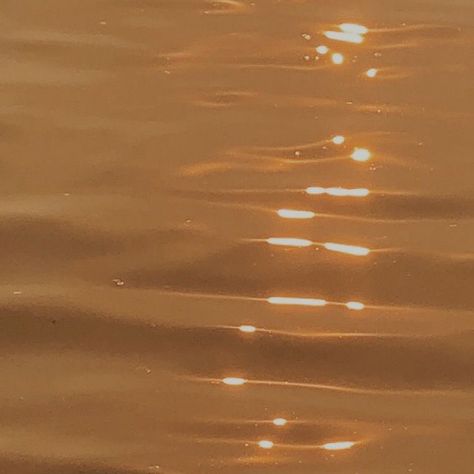 Tan Orange Aesthetic, Tan Aesthetic Color, Aesthetic Neutral Widget Pictures, Earth Tone Aesthetic Pictures, Brown Water Aesthetic, Orange Tone Aesthetic, Orange Water Aesthetic, Bright Sun Aesthetic, Soft Tan Aesthetic