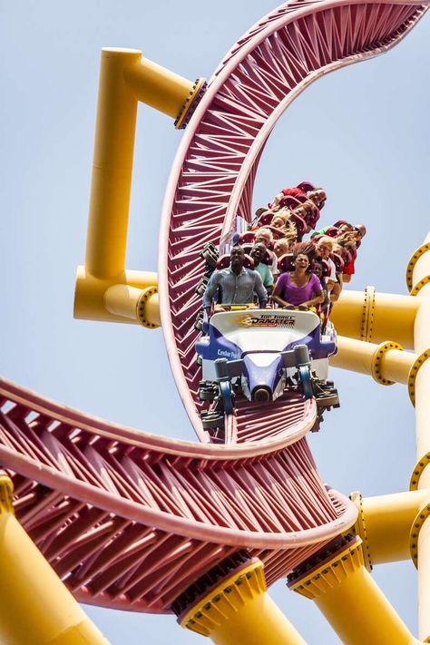 Cedar Point Roller Coasters, Best Roller Coasters, Amusement Park Rides, Carnival Rides, Cedar Point, Parc D'attraction, Roller Coasters, Roller Coaster Ride, 36 Days Of Type