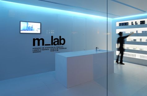 Futuristic Lab, Cosmetics Laboratory, Laboratory Design, Futuristic Interior, Cover Style, Design Lab, Pop Up Store, Retail Display, Office Interior Design