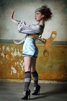 Wind Up Doll Costume, Steampunk Circus, Living Dolls, Poses References, Dynamic Poses, Doll Costume, Fantasy Makeup, Costume Makeup, Doll Face