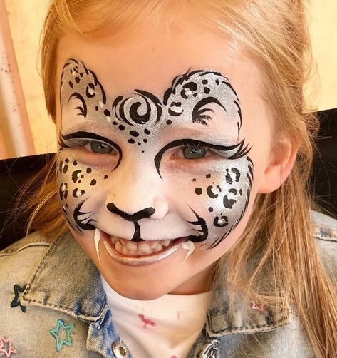 Leopard Face Paint, Face Painting Tips, Christmas Face Painting, Galaxy Makeup, Face Paint Kit, Leopard Face, Face Painting Halloween, Face Painting Designs, Kids Makeup