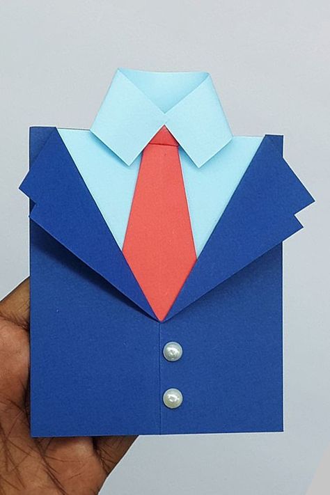 DIY Father's Day Greeting Card Ideas - Handmade Father's Day Cards - Origami Card For Father's Day - Beautiful paper Card for Father's Day Gift Ideas. #Father's Day #Handmade #Card Origami Card, Greeting Card Ideas, Diy Father's Day, Origami Cards, Greeting Card Making, Father's Day Greeting Cards, Father's Day Cards, Father's Day Diy, Card Making Tutorials