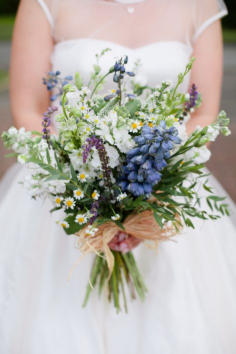 A Just Picked Look Small Wedding Bouquets, Blue Flowers Bouquet, Wildflower Wedding Bouquet, Country Flowers, Spring Wedding Bouquet, Blue Wedding Bouquet, Wedding Bouquets Bride, Flowers Arrangements, Blue Bouquet