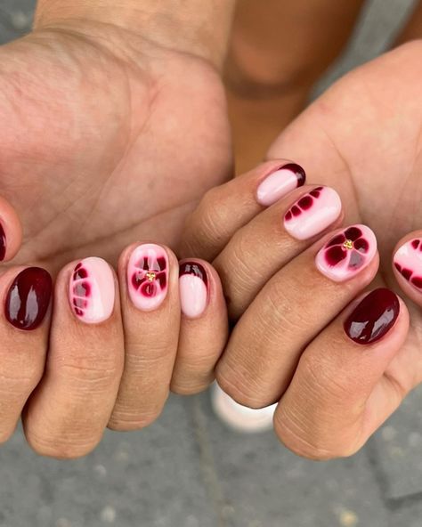 32 Short Round Fall Nails 2024: Cute and Elegant Nail Designs to Try This Autumn Cute Nails November, Autumn Biab Nail Designs, Acrylic On Short Nails, Short Nails November 2024, Manicure Fall Ideas, Short Cute Gel Nail Designs, Short Acrylic Nails November, Nail Designs For Fall 2024, Nail Art Ideas For Fall