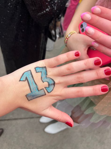 Thirteen Taylor Swift, 13 On Hand Eras Tour, Eras Tour 13 Hand, Eras Tour Essentials, 13 Hand Taylor Swift, 13 On Hand Taylor Swift, Makeup Thirteen, Taylor Swift Lover Makeup, The Eras Tour Makeup