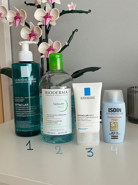 skincare 
skincare for oily skin
skincare products 
face care
La Roche-Posay
ISDIN
Bioderma La Roche Posay Products, Skincare Routine For Oily Skin, Routine For Oily Skin, Cerave Skincare, Bioderma Sebium, Morning Skincare Routine, La Roche Posay Effaclar, Morning Skincare, Morning Skin Care Routine