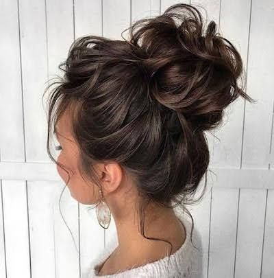 Buns For Long Hair, Lazy Girl Hairstyles, Messy Curly Hair, Sanggul Modern, Curly Bun Hairstyles, Hairstyles For Prom, Best Wedding Hairstyles, Messy Buns, Long Hair Wedding Styles