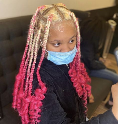 Pink Coi Leray Braids, Pink And White Braids, Medium Lemonade Braids, White Braids, Coi Leray Braids, Nice Hairstyles, Lemonade Braids, Cute Natural Hairstyles, Coi Leray