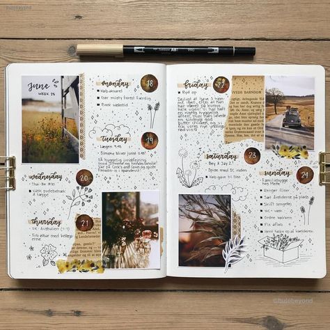 Sketchbook Inspiration Diy Buch, Album Photo Scrapbooking, Travel Journal Scrapbook, Album Foto, Scrapbook Book, Bullet Journal Aesthetic, Album Scrapbook, Album Scrapbooking, Scrapbooking Album