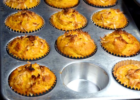 Easy Mango Muffins: Snack or Healthy Dessert Sunday Desserts, Confectioners Sugar Glaze, Mango Muffins, Sunday Dessert, Muffin Man, Mango Puree, Baking Muffins, Easy Comfort Food, School Food