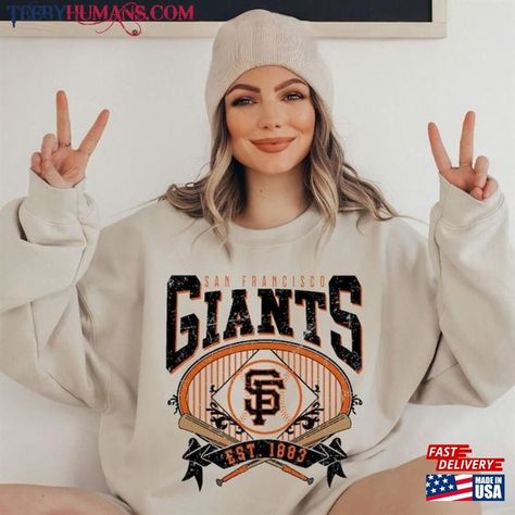 San Francisco Giants Outfit Woman, Sf Giants Outfit Women, Sf Giants Outfit, San Francisco Giants Outfit, San Francisco Giants Baseball, Vintage San Francisco, Baseball Sweatshirts, Hoodie Ideas, Giants Baseball