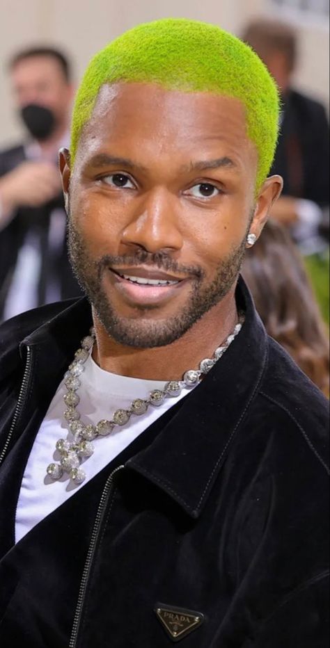 Frank Ocean Green Hair, Homer Necklace, Hair Color Ideas For Men, Latest Hair Color, Boys Don't Cry, All Hairstyles, Black Men Hairstyles, Latest Hair, Stand Out From The Crowd