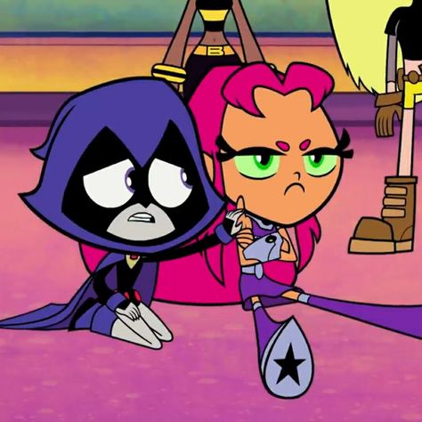 Starfire And Raven Matching Outfits, Iconic Girl Duos, Starfire X Raven Ship, Star Fire And Raven Costume, Raven And Star Matching Pfp, Raven And Star, Raven Costume, Teen Titans Starfire, Starfire And Raven