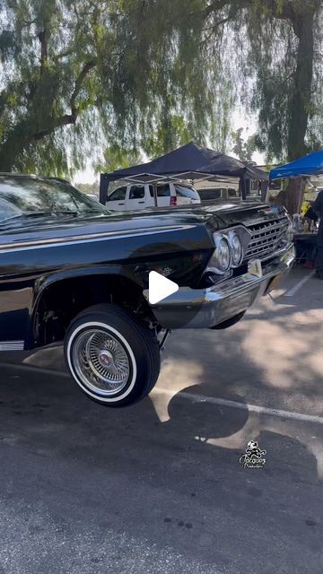 Low Riders Cars, Low Riders Cars Old School, Low Rider Cars Old School Wallpaper, Lincoln Town Car Lowrider, Car Show Lowrider, 1972 Monte Carlo Lowrider, Lowrider Cars, Low Rider, West Coast