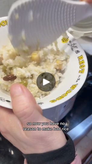 39K views · 468 reactions | How koreans make a bowl of rice healthier 😁😁😁 | How koreans make a bowl of rice healthier 😁😁😁 | By Skinfluencer | Facebook Rice Cooker Meals, Bowl Of Rice, Rice Cooker Recipes, Rice Risotto, Cooked Rice, Human Food, Korean Japanese, Asian Cooking, Rice Bowls