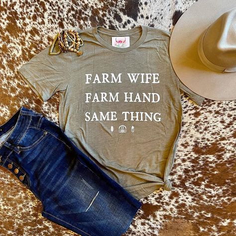 Farm Wife Shirt, Ranch Wife Outfits, Farm Wife Life, Farm Outfits, Wife Outfits, Ranch Wife, Cricut Stickers, Farm Wife, Farm Clothes